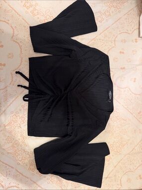 Nasty Gal Black Ribbed V-Neck Tie-Waist Long Sleeve Top